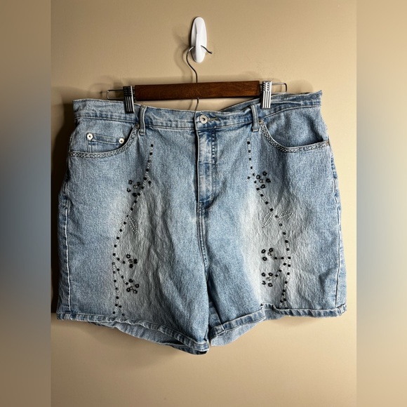 Lazer jeans denim shorts with sequins and beads size 18 - Picture 3 of 8